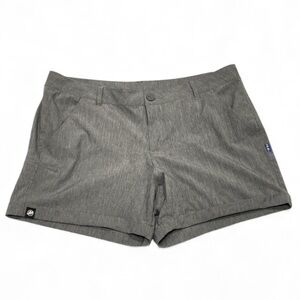 HUK Gray Performance Wear Women's Shorts Size L